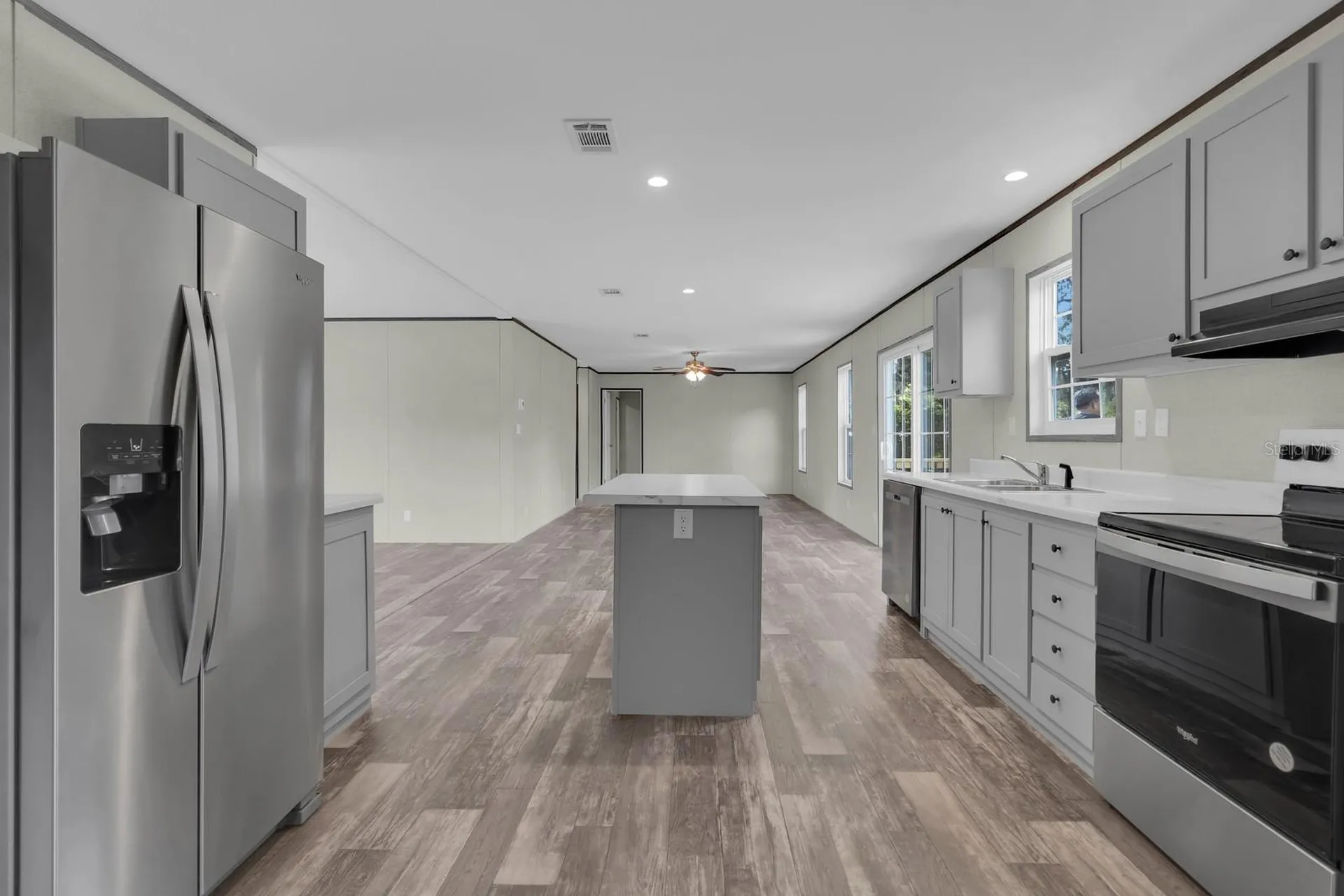 659 Alpine Street Mascotte FL 34753