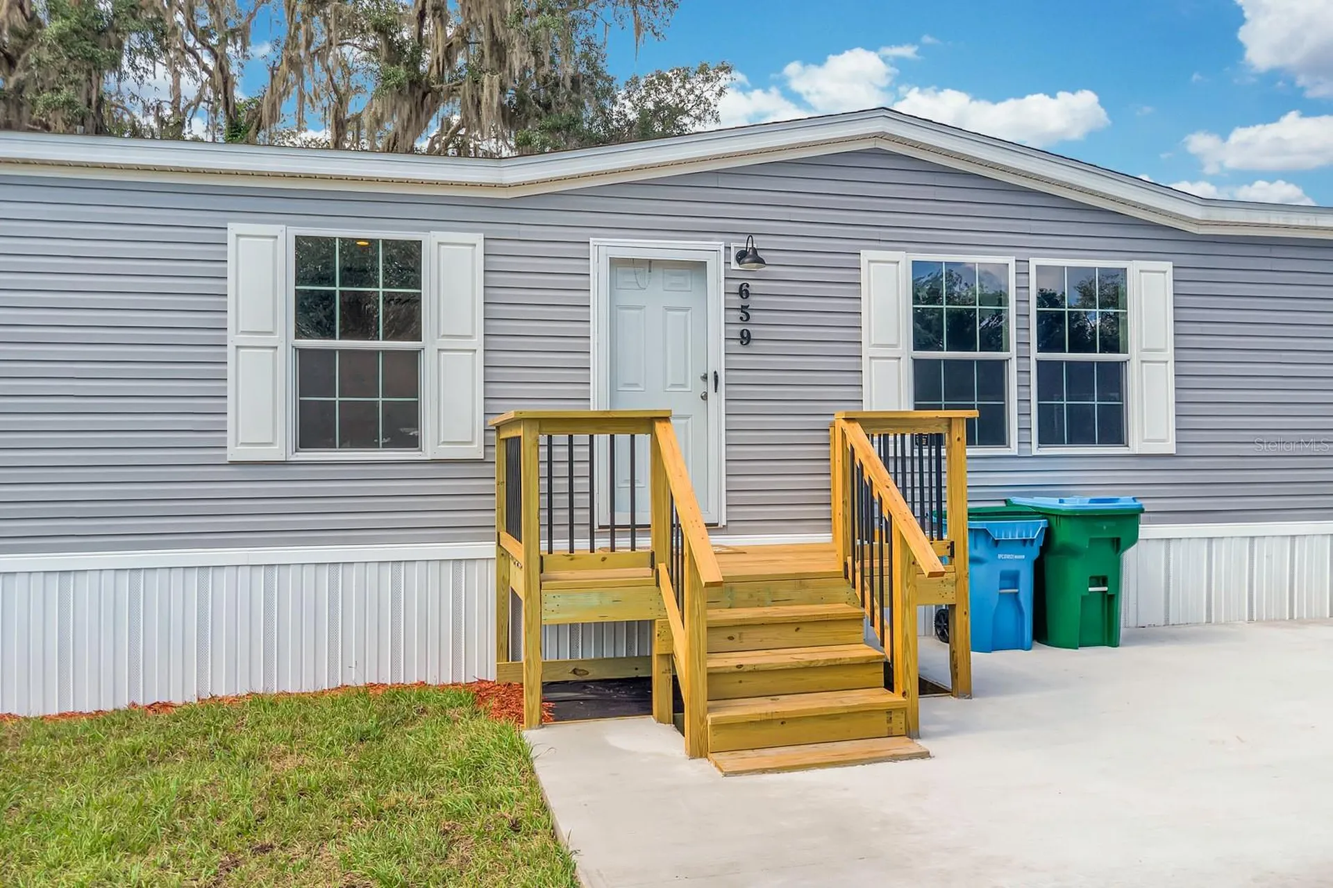 659 Alpine Street Mascotte FL 34753
