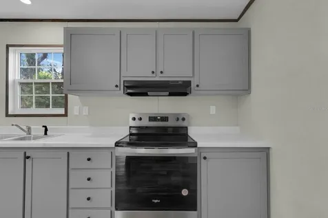 659 Alpine Street Mascotte FL 34753
