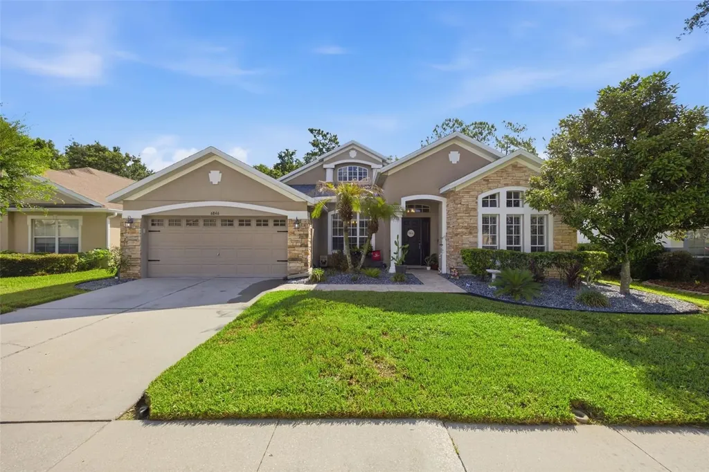 6846 Pine Springs Wesley Chapel FL 33545
