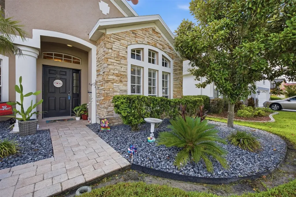 6846 Pine Springs Wesley Chapel FL 33545