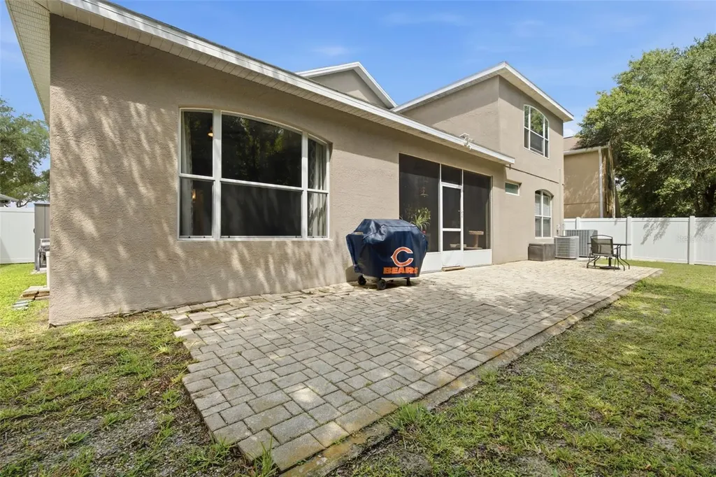 6846 Pine Springs Wesley Chapel FL 33545