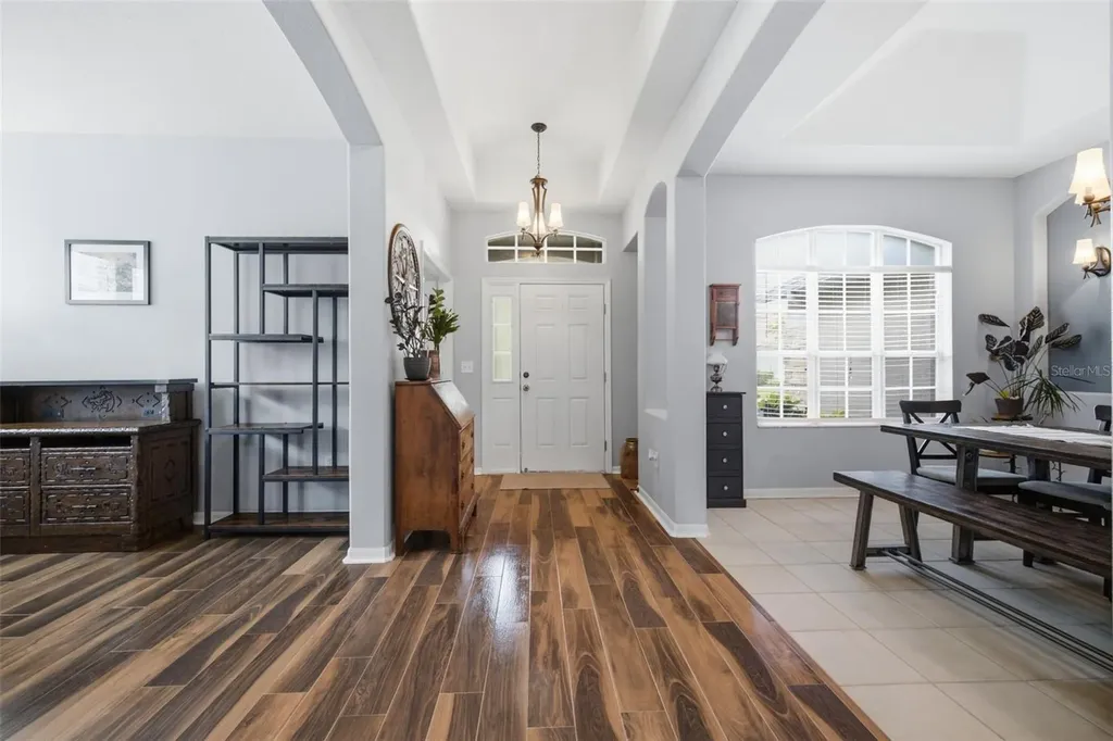 6846 Pine Springs Wesley Chapel FL 33545