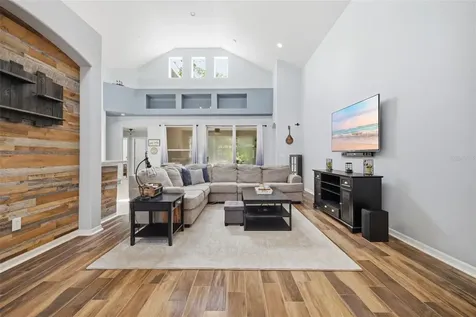 6846 Pine Springs Wesley Chapel FL 33545