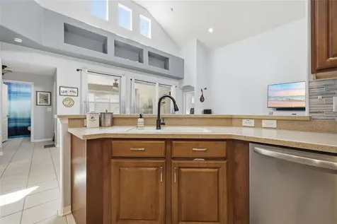 6846 Pine Springs Wesley Chapel FL 33545