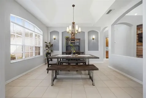 6846 Pine Springs Wesley Chapel FL 33545