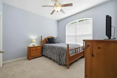 6846 Pine Springs Wesley Chapel FL 33545