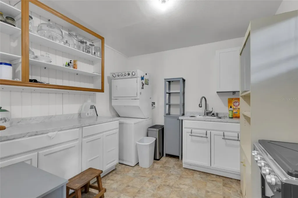 2015 NE 12th Avenue Ocala FL 34470