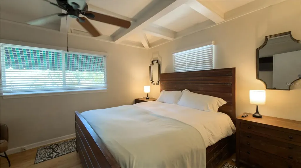 2475 W Paulstan Court Sarasota FL 34237