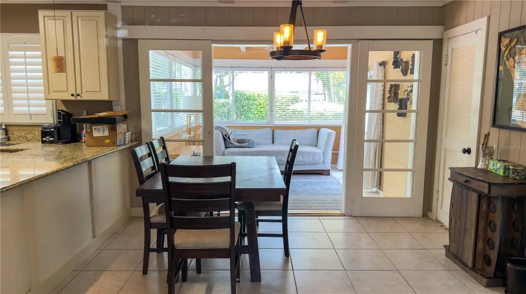 2475 W Paulstan Court Sarasota FL 34237