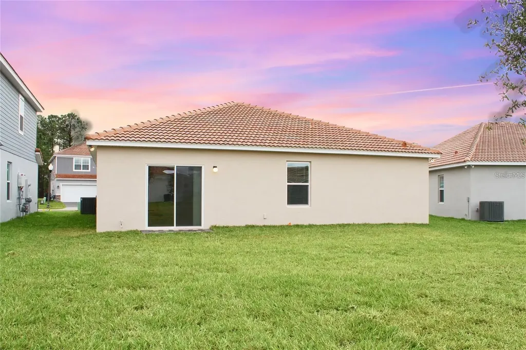 1162 Oak Bluff Drive Davenport FL 33837