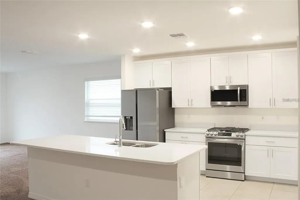1162 Oak Bluff Drive Davenport FL 33837