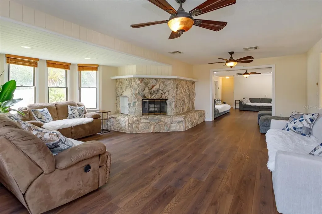 36408 E Eldorado Lake Drive Eustis FL 32736