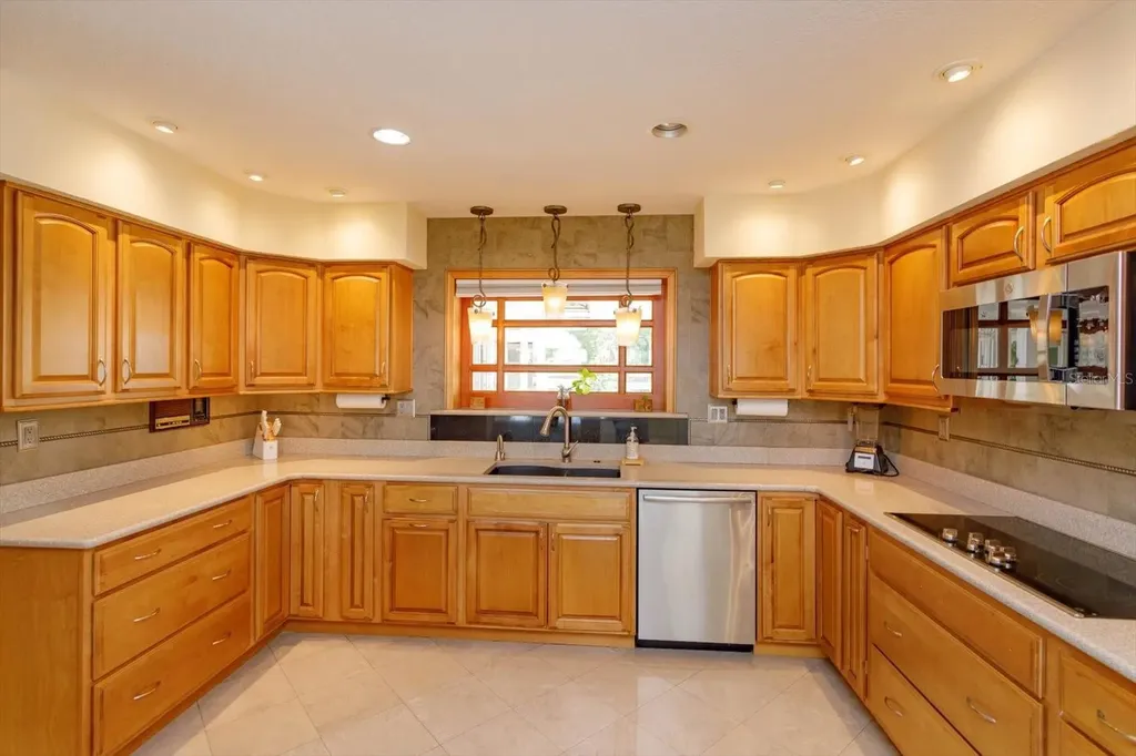 36408 E Eldorado Lake Drive Eustis FL 32736