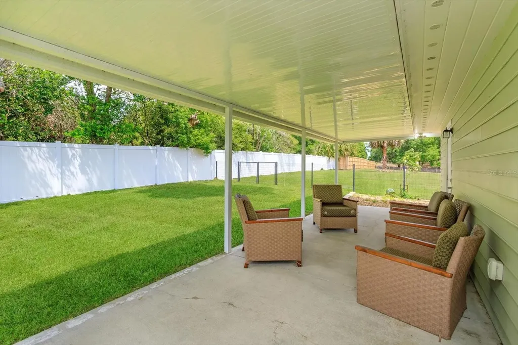 36408 E Eldorado Lake Drive Eustis FL 32736