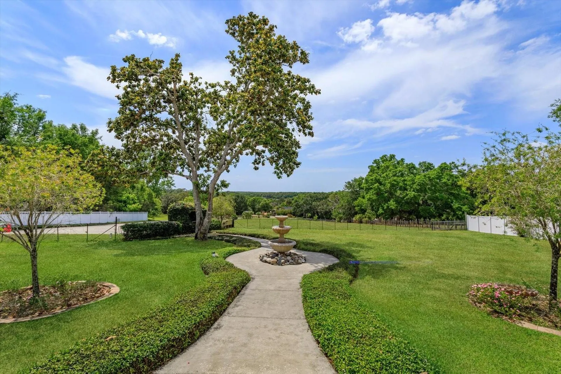 36408 E Eldorado Lake Drive Eustis FL 32736