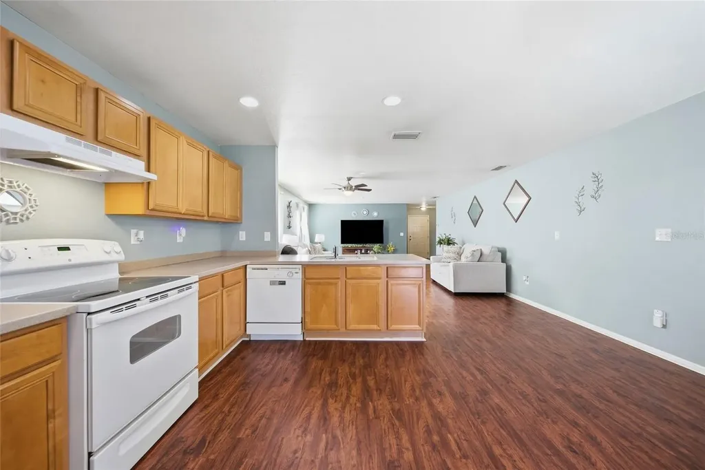 30837 Sonnet Glen Drive Wesley Chapel FL 33543