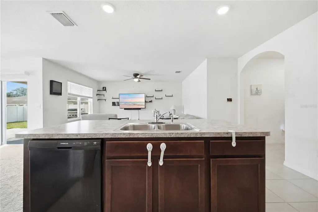36250 Jenny Lynne Drive Zephyrhills FL 33541
