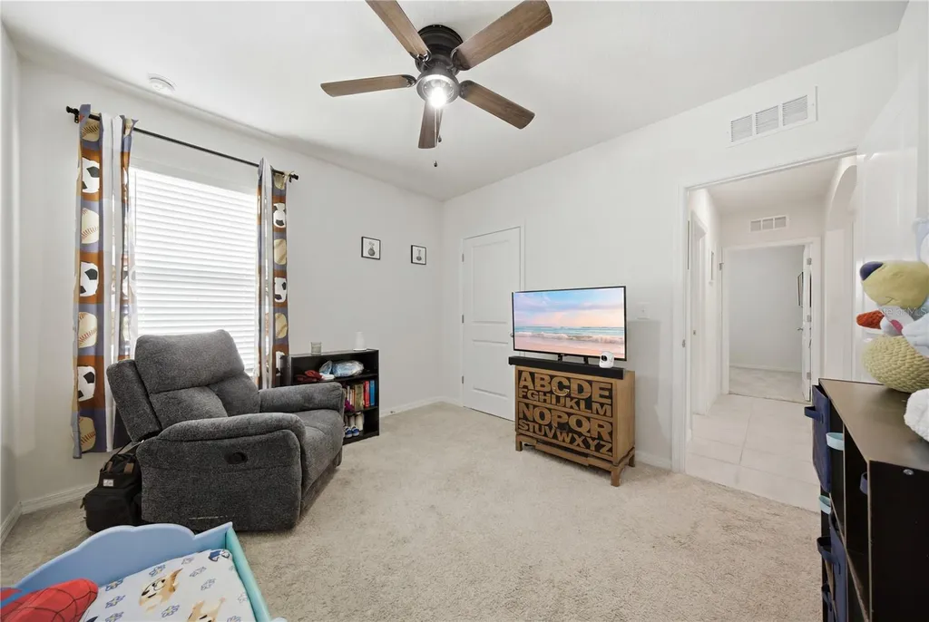 36250 Jenny Lynne Circle Zephyrhills FL 33541