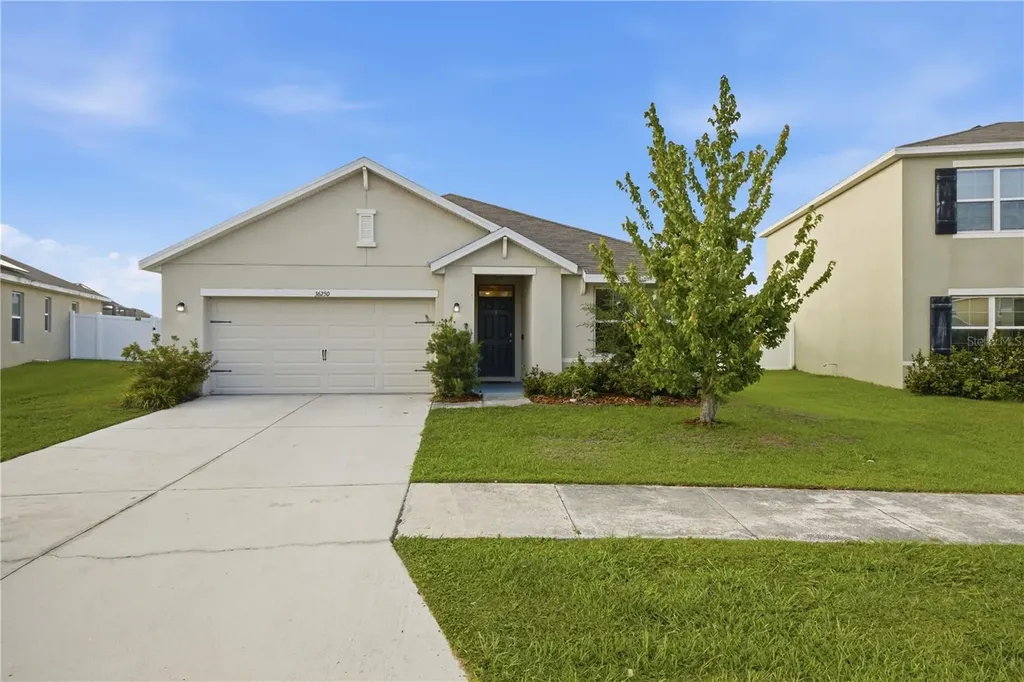 36250 Jenny Lynne Drive Zephyrhills FL 33541