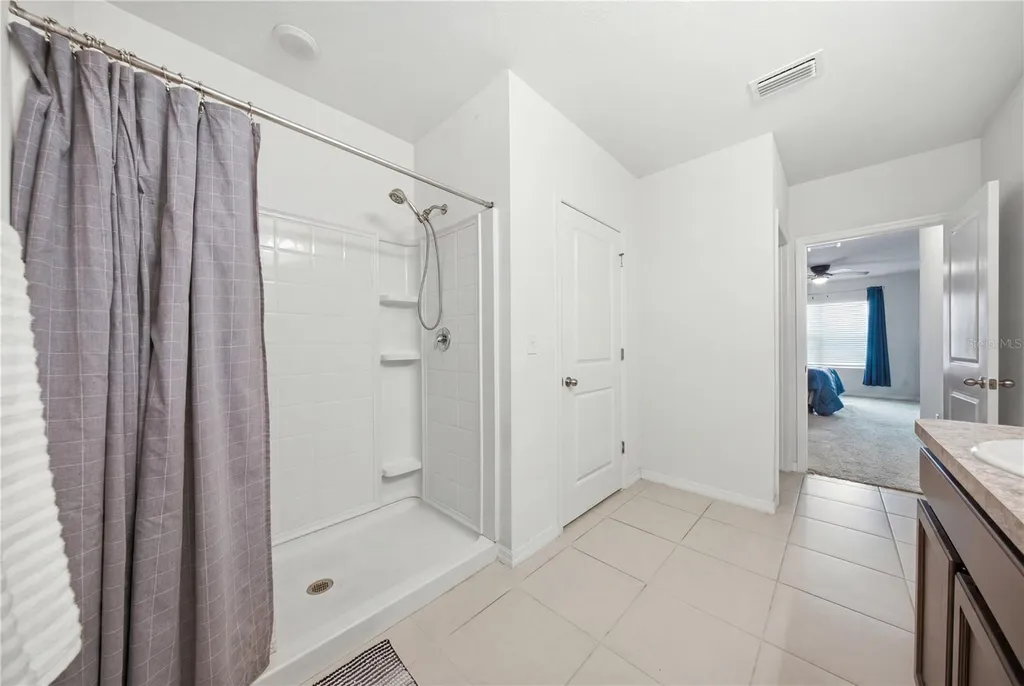 36250 Jenny Lynne Circle Zephyrhills FL 33541