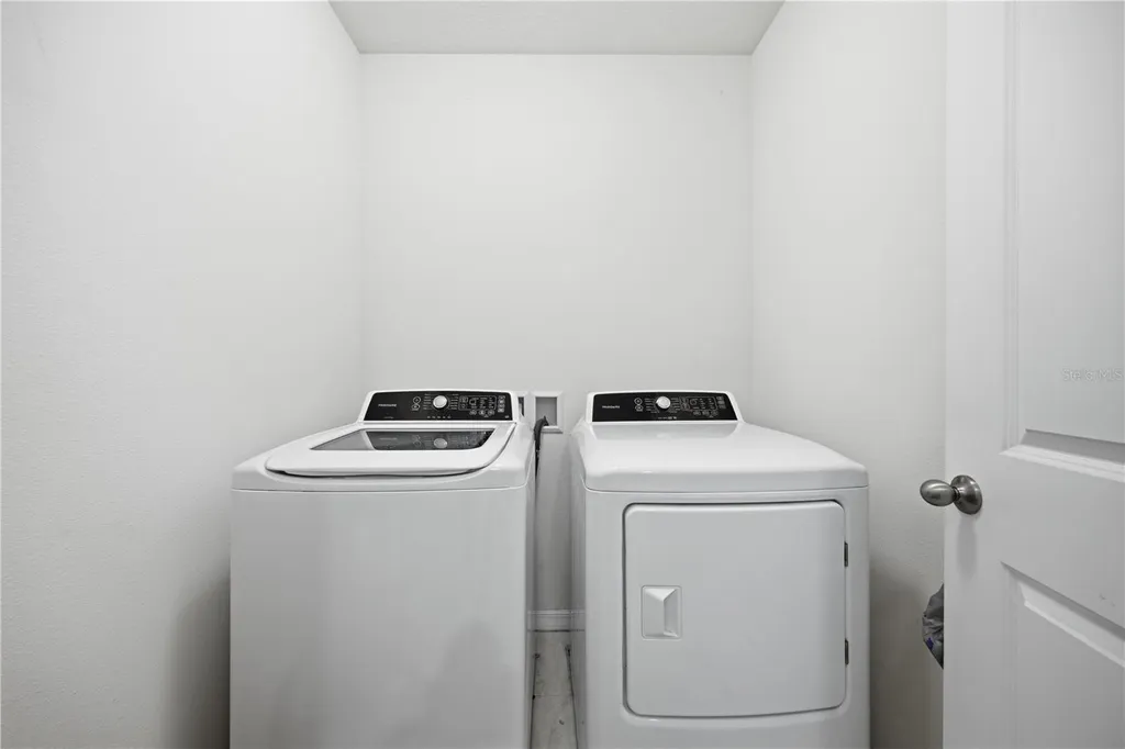 36250 Jenny Lynne Circle Zephyrhills FL 33541