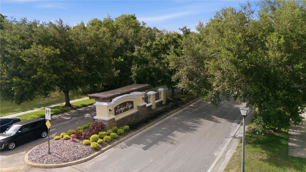 36250 Jenny Lynne Circle Zephyrhills FL 33541
