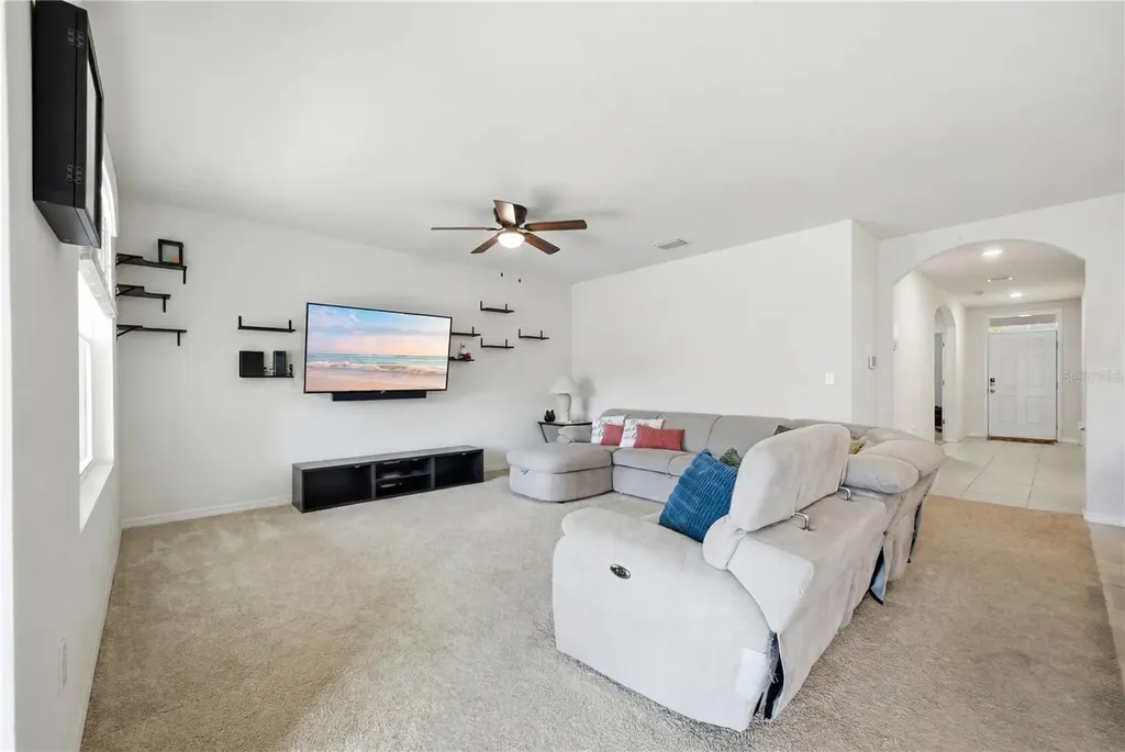 36250 Jenny Lynne Drive Zephyrhills FL 33541