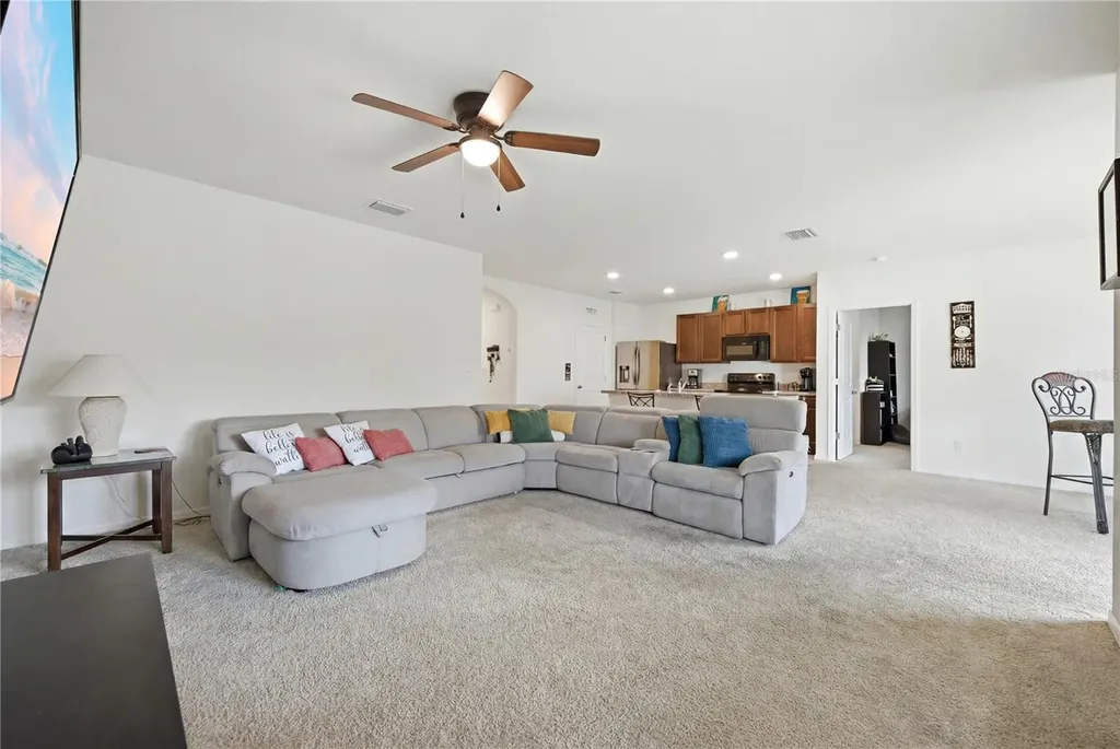 36250 Jenny Lynne Drive Zephyrhills FL 33541