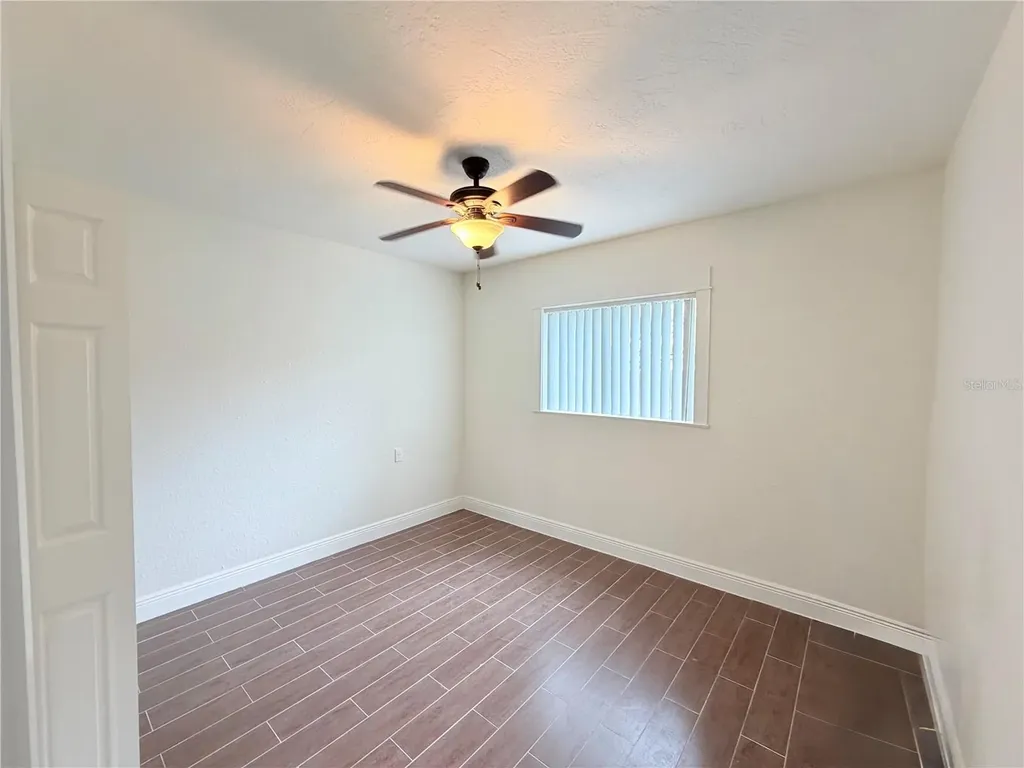 1843 Oklahoma Avenue NE St Petersburg FL 33703
