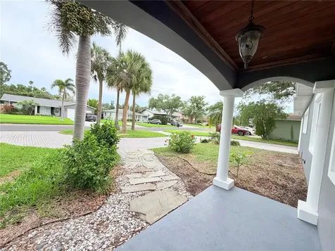 1843 Oklahoma Avenue NE St Petersburg FL 33703