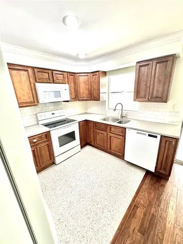 1878 Murray Avenue Clearwater FL 33755
