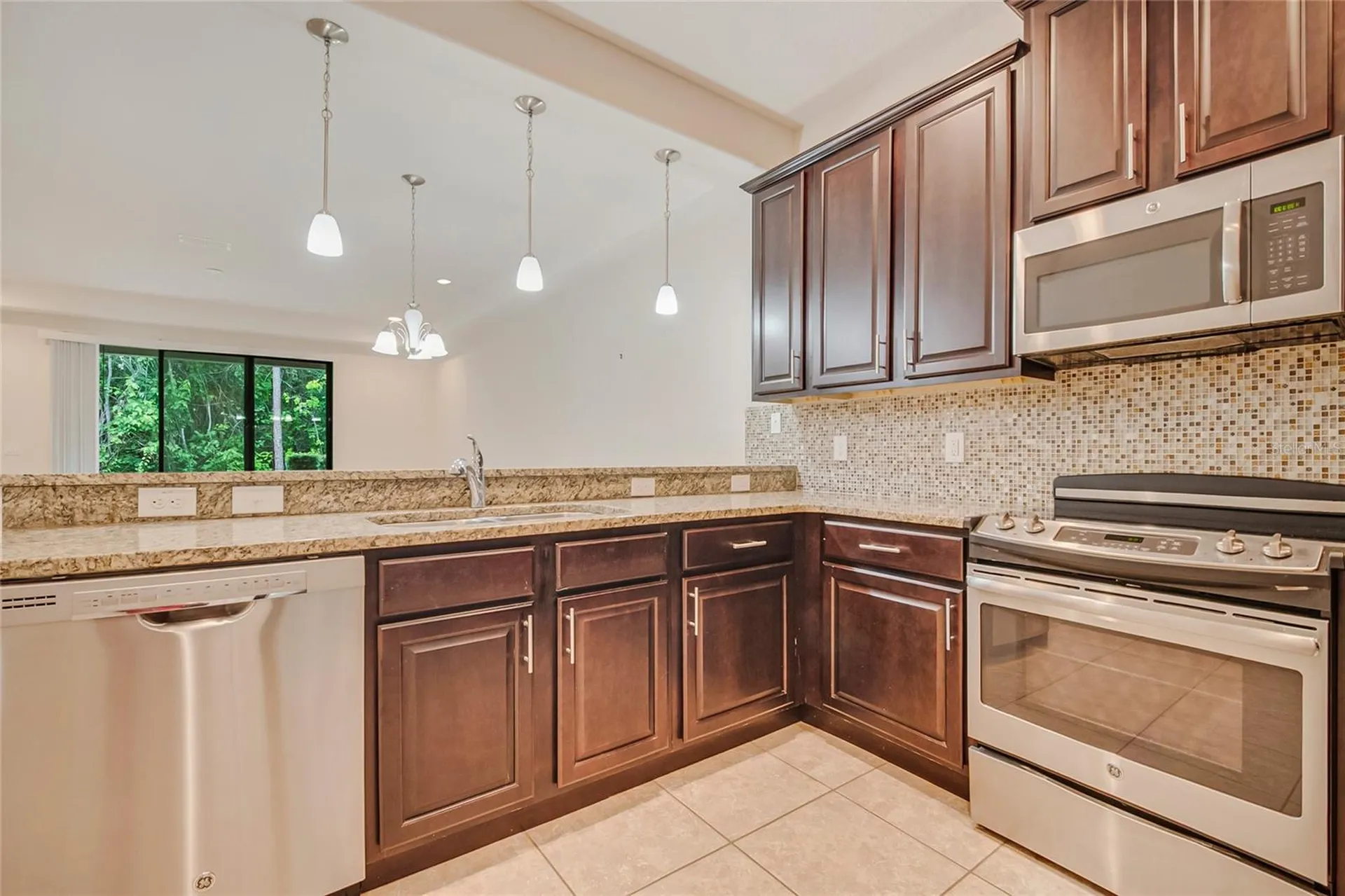 8221 Roseville Road Davenport FL 33896
