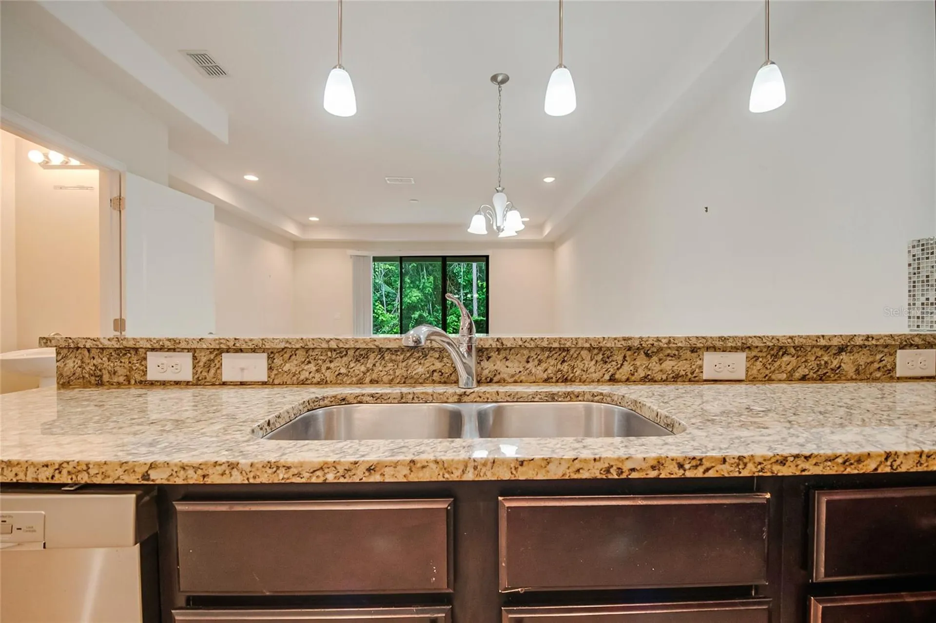 8221 Roseville Road Davenport FL 33896