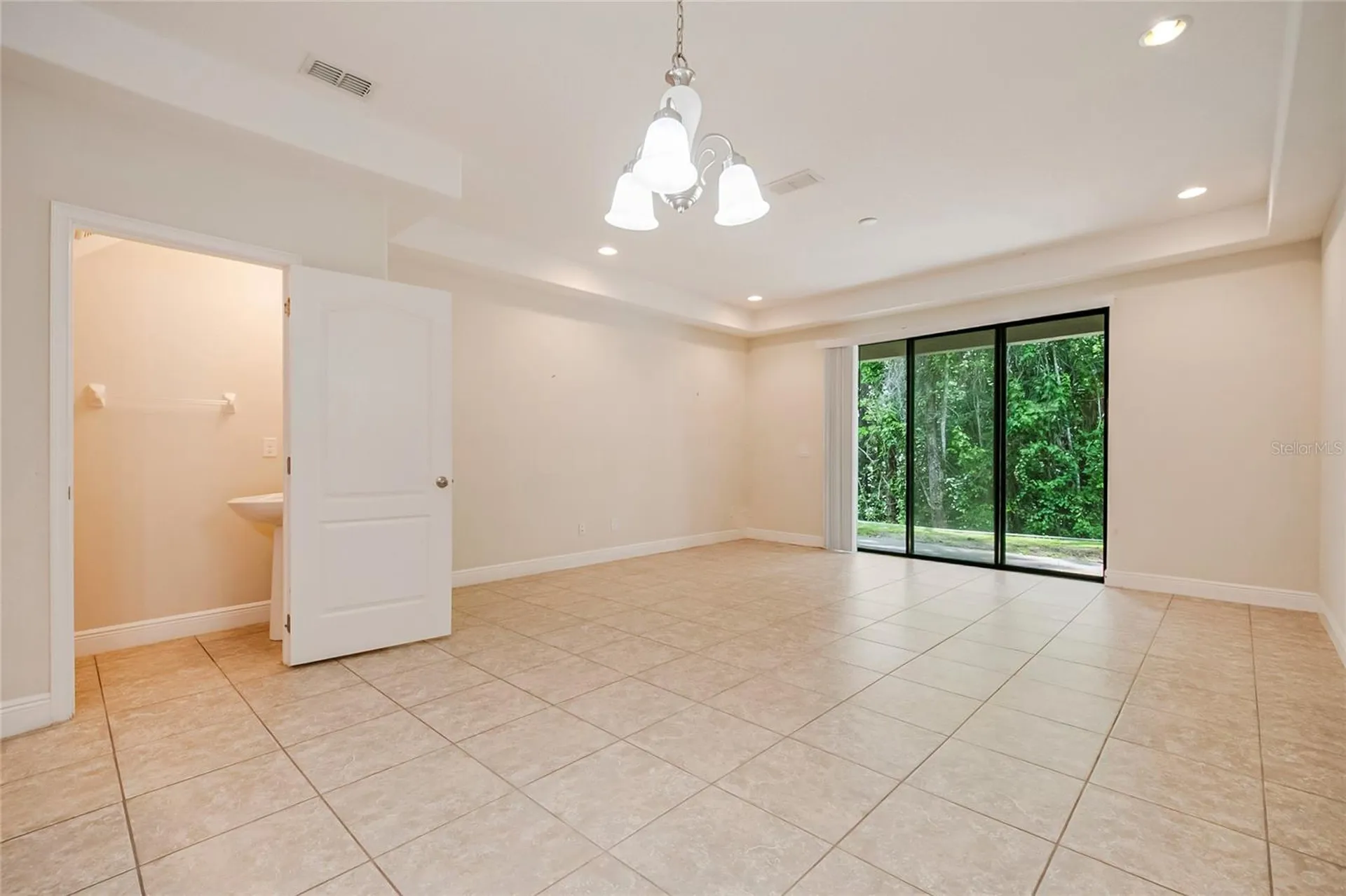 8221 Roseville Road Davenport FL 33896