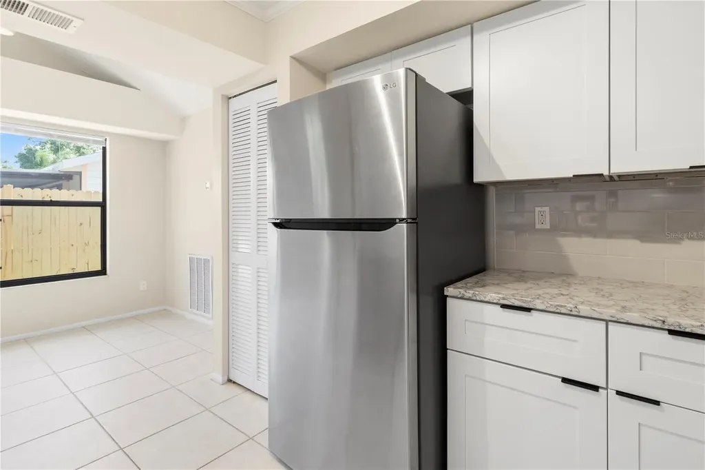 8232 Country Oaks Court Sarasota FL 34243