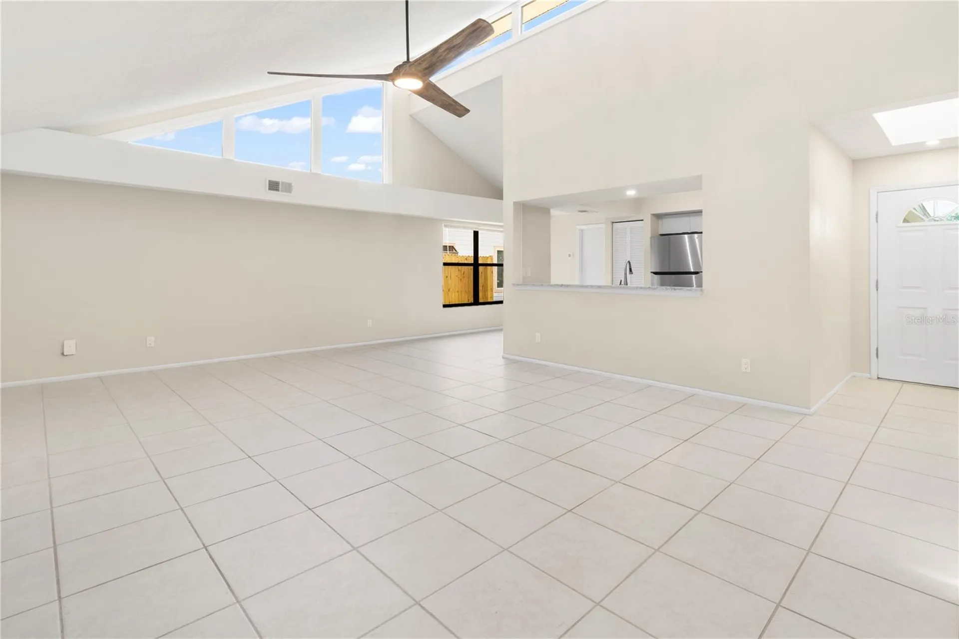 8232 Country Oaks Court Sarasota FL 34243