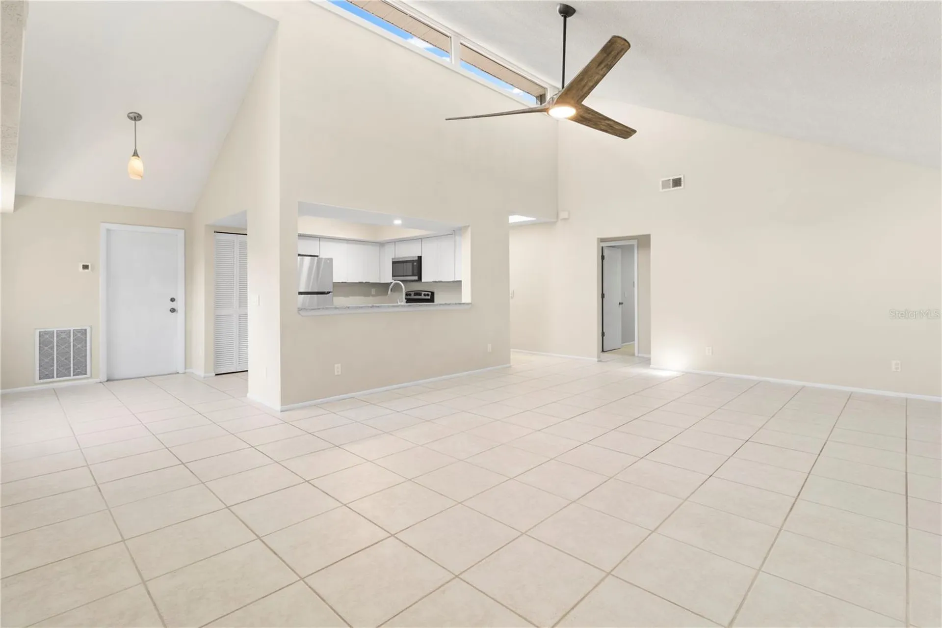 8232 Country Oaks Court Sarasota FL 34243