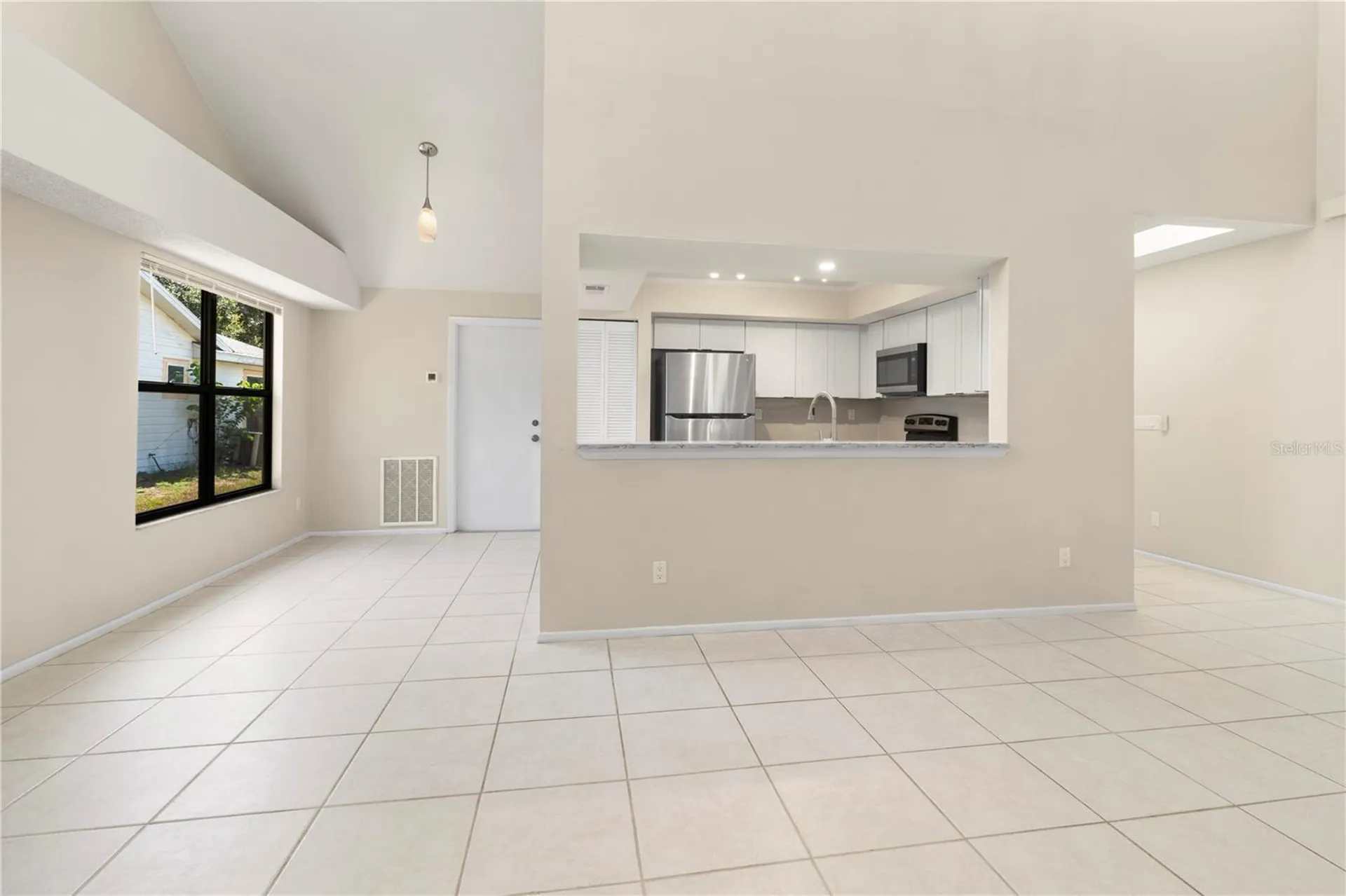 8232 Country Oaks Court Sarasota FL 34243