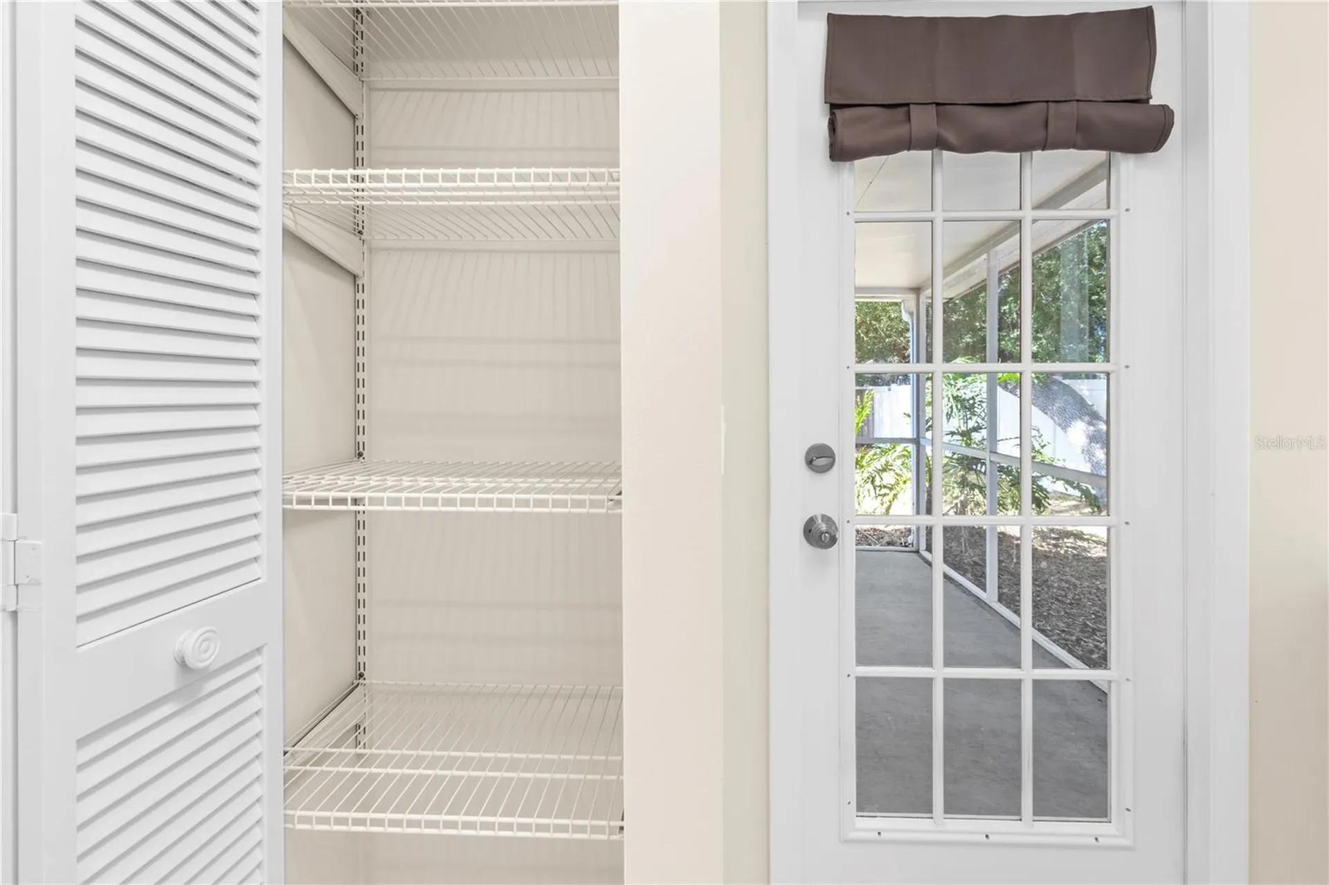 8232 Country Oaks Court Sarasota FL 34243