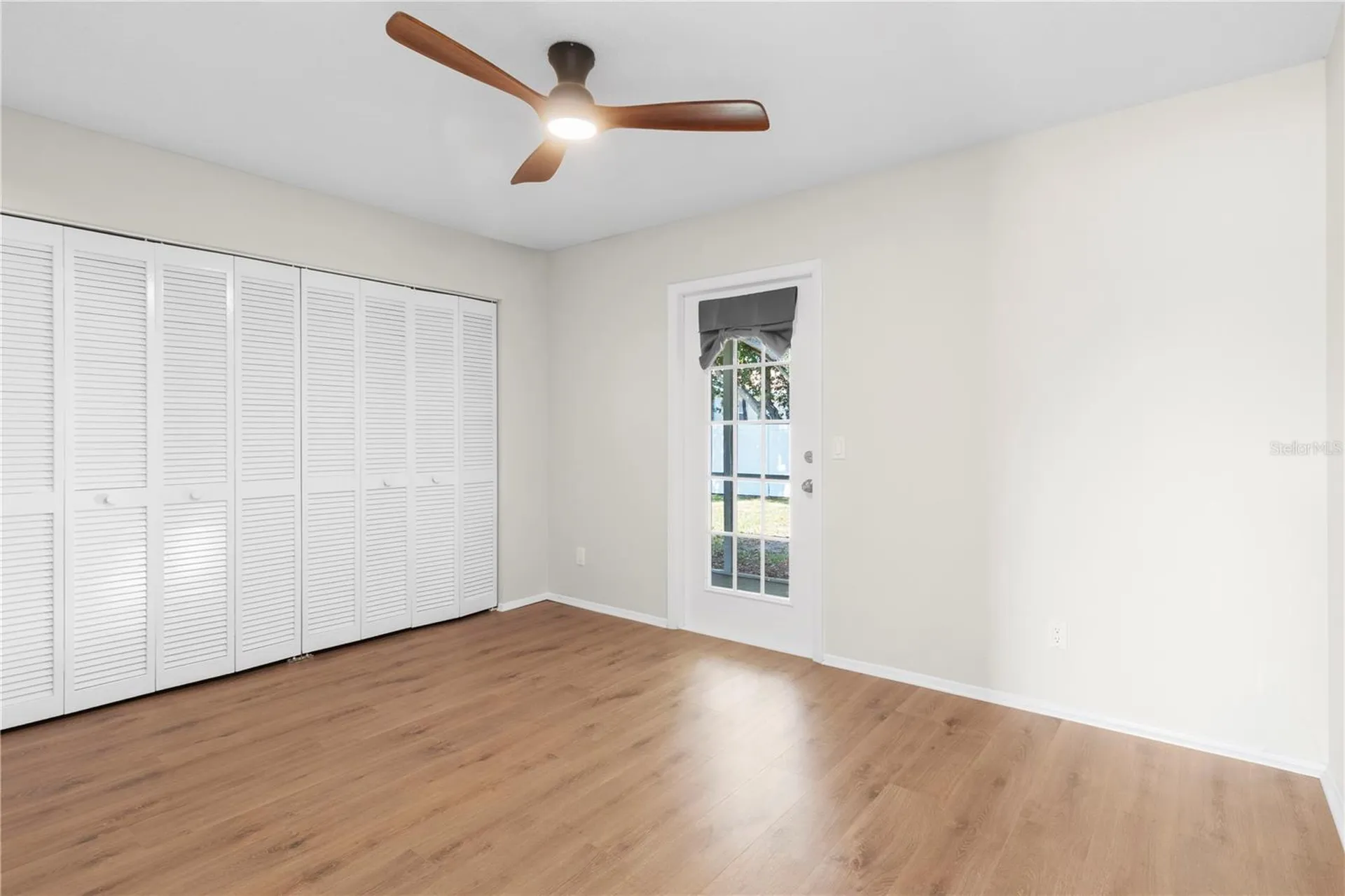 8232 Country Oaks Court Sarasota FL 34243