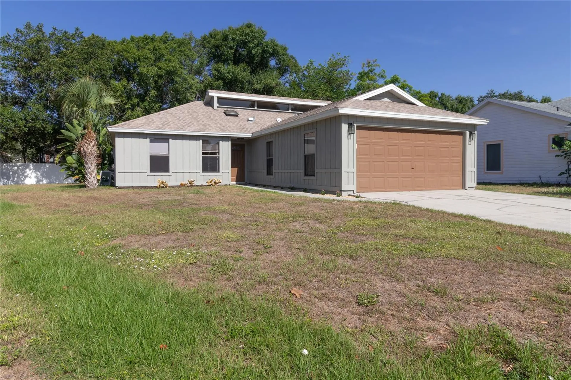 8232 Country Oaks Court Sarasota FL 34243