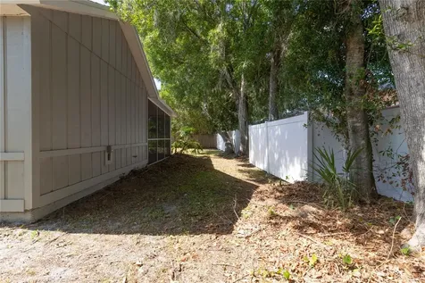 8232 Country Oaks Court Sarasota FL 34243