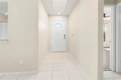8232 Country Oaks Court Sarasota FL 34243