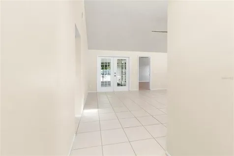 8232 Country Oaks Court Sarasota FL 34243
