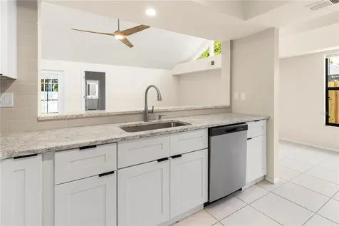 8232 Country Oaks Court Sarasota FL 34243