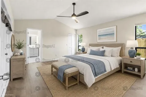 8232 Country Oaks Court Sarasota FL 34243