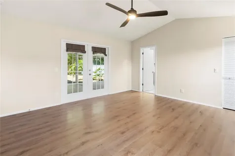 8232 Country Oaks Court Sarasota FL 34243
