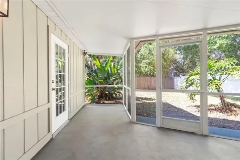 8232 Country Oaks Court Sarasota FL 34243