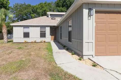 8232 Country Oaks Court Sarasota FL 34243